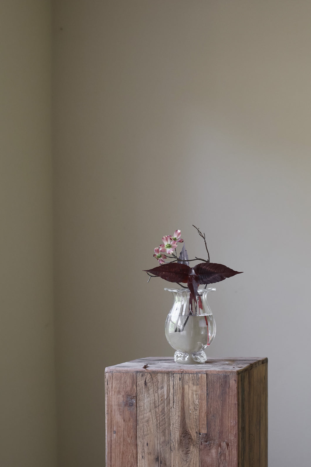 The Spun Glass Vessel is the perfect addition to your vase collection and home decor pieces. 